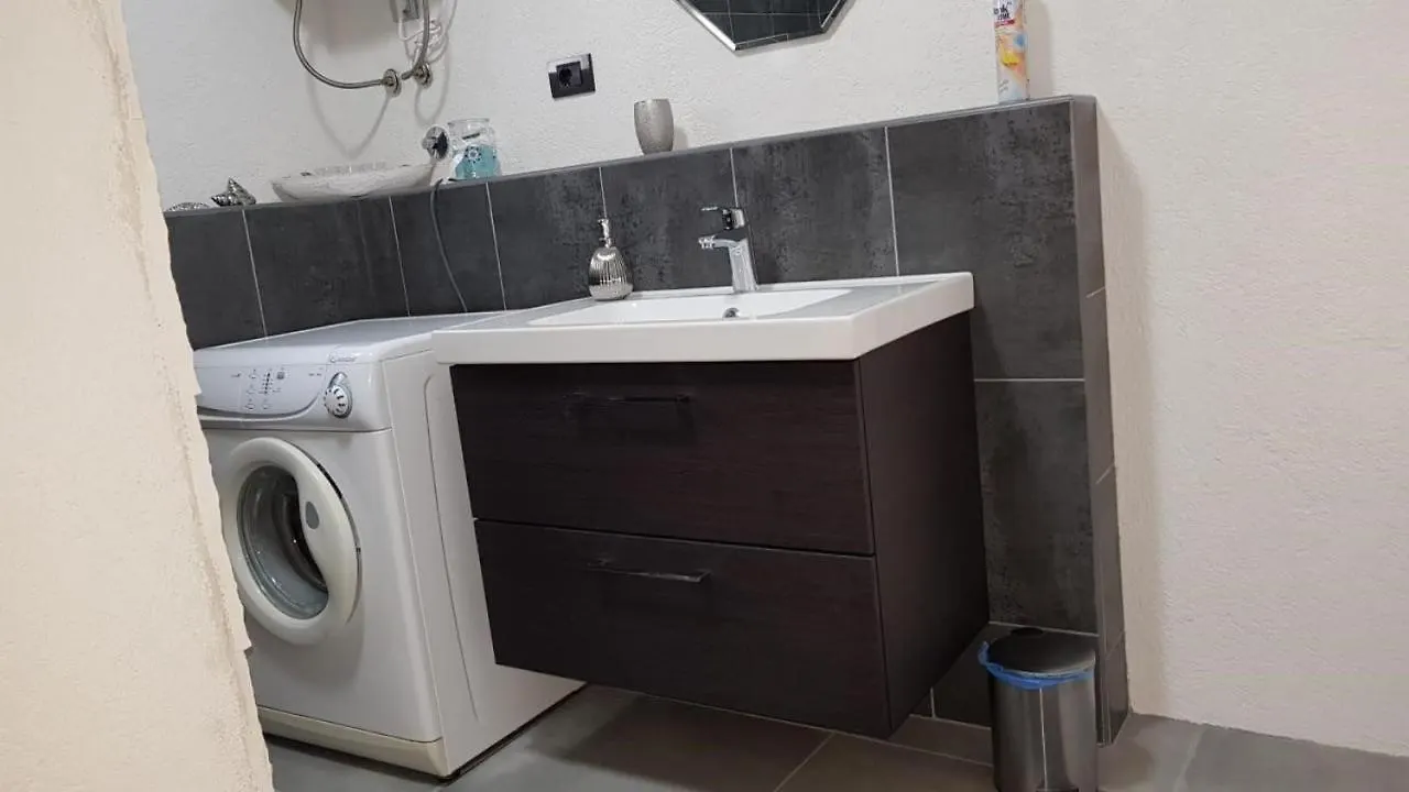Brlja Nv - Apartment For 4 Persons Novi Vinodolski