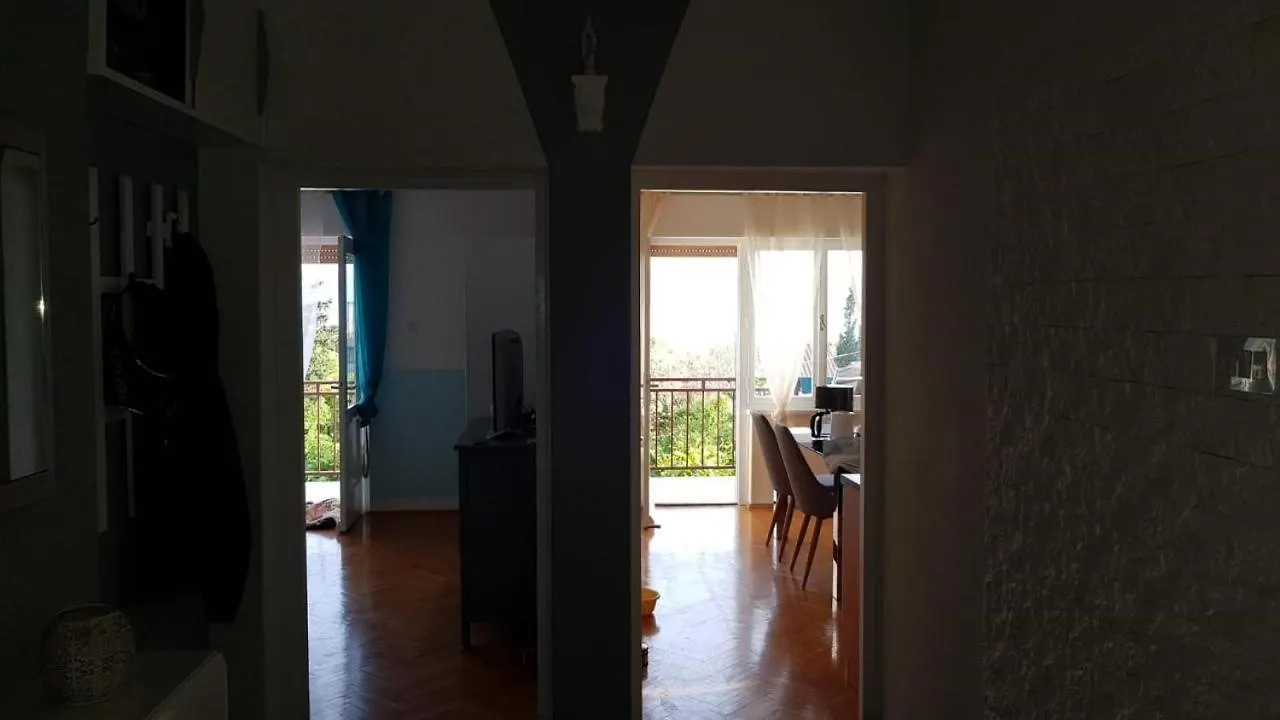 Brlja Nv - Apartment For 4 Persons Novi Vinodolski