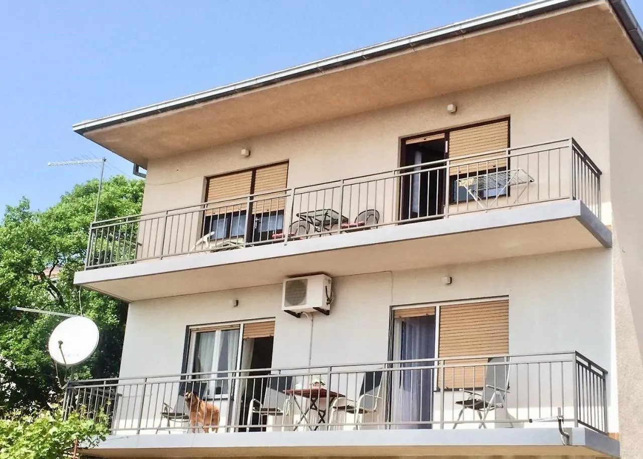 Brlja Nv - Apartment For 4 Persons Novi Vinodolski